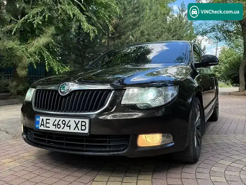 Skoda Superb 2013, фото з оголошення 2 з 20, VIN TMBAB93TXDB300518