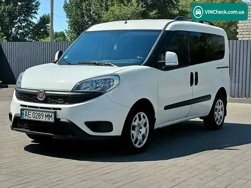 Fiat Doblo 2017, фото з оголошення 2 з 21, VIN ZFA26300006F45692