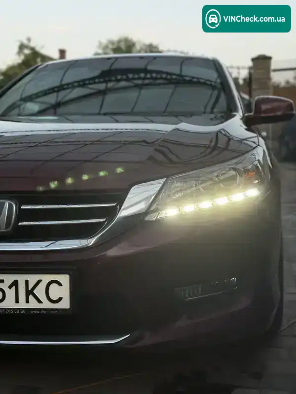 Honda Accord 2013, фото з оголошення 2 з 21, VIN 1HGCR3680DA700130