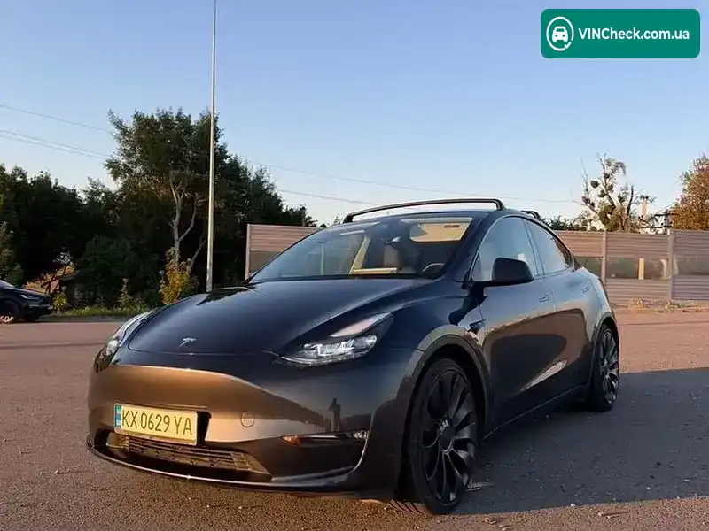 Tesla Model Y 2024, фото з оголошення 1 з 20, VIN 7SAYGDEF7RF204900
