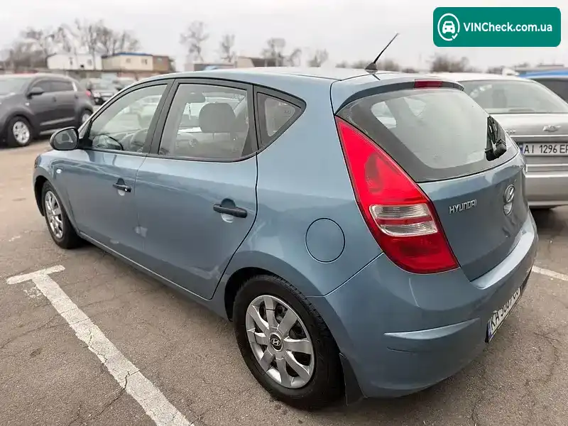 Hyundai i30 2008, фото з оголошення 2 з 17, VIN KMHDB51CP9U136125