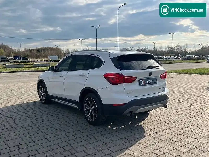 BMW X1 2018, фото з оголошення 2 з 20, VIN WBXHU7C31J5L06010