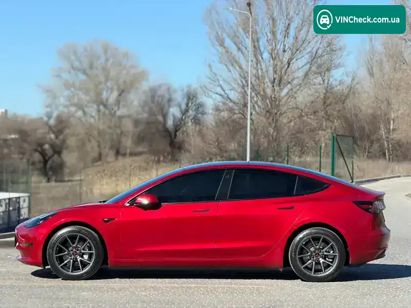 Tesla Model 3 2023, фото з оголошення 2 з 16, VIN 5YJ3E1EA9PF653119