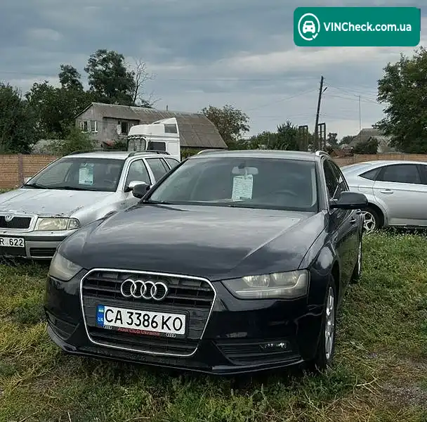 Audi A4 2013, фото з оголошення, VIN WAUZZZ8K9DA177974