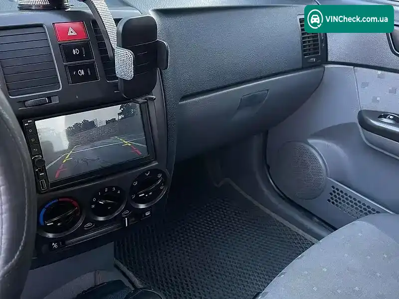 Hyundai Getz 2003, фото з оголошення 2 з 13, VIN KMHBT51HP3U119386