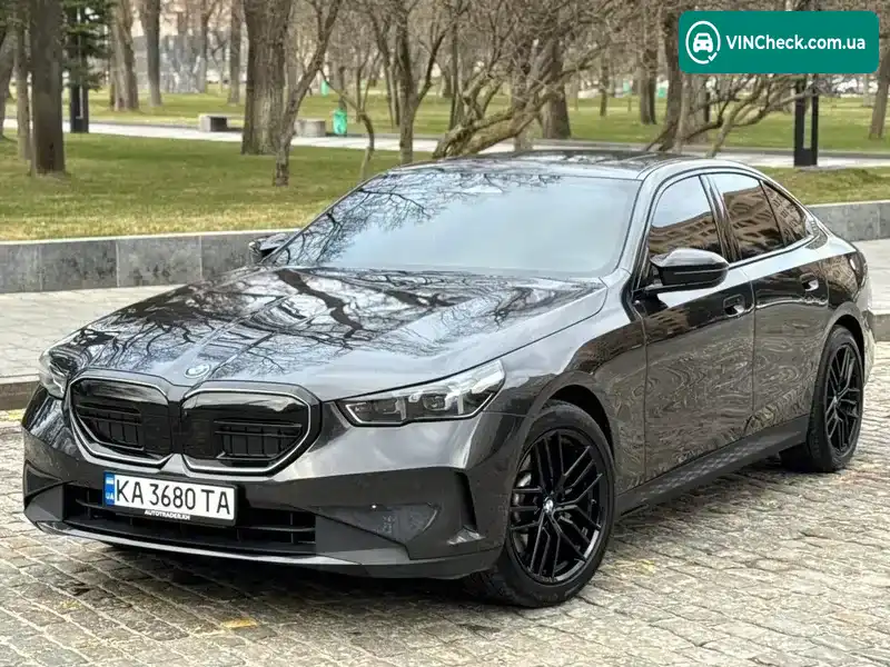 BMW 5 Series 2024, фото з оголошення 1 з 21, VIN WBA53FJ03RCS60268
