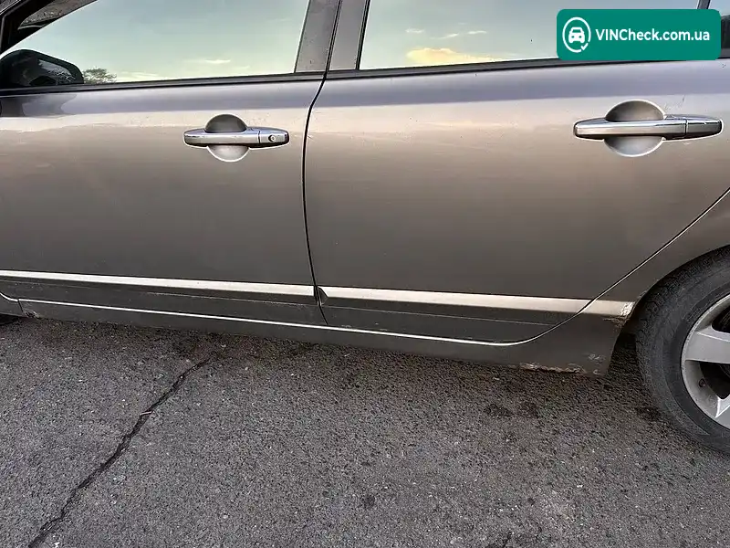 Honda Civic 2007, фото з оголошення 2 з 5, VIN JHMFD15707S210541