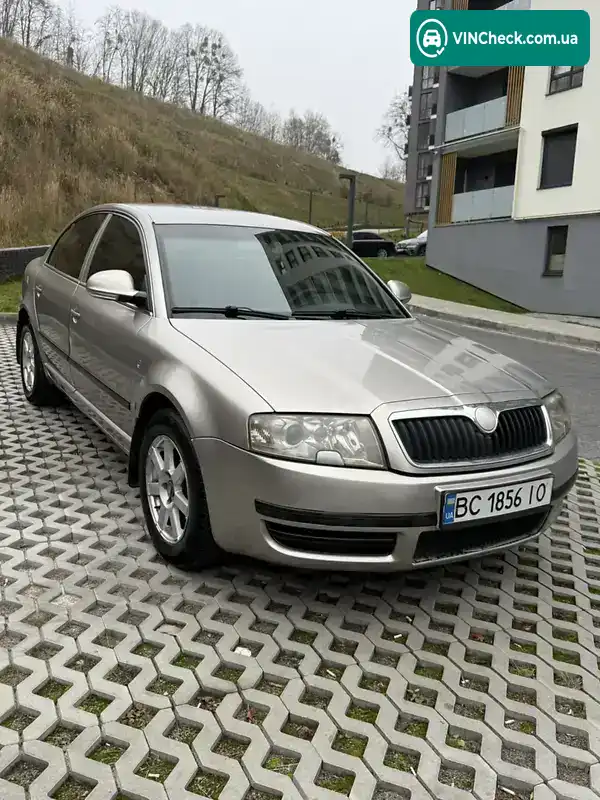 Skoda Superb 2006, фото з оголошення 1 з 18, VIN TMBCU23U57B300675
