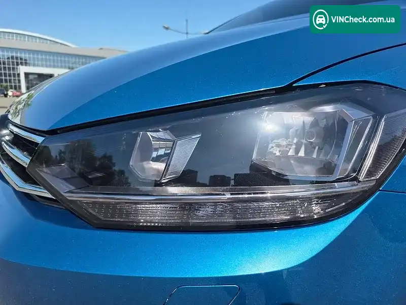 Volkswagen Touran 2018, фото з оголошення 1 з 20, VIN WVGZZZ1TZJW095229