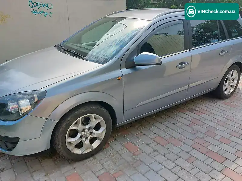 Opel Astra 2005, фото з оголошення 2 з 13, VIN W0L0AHL4858133519