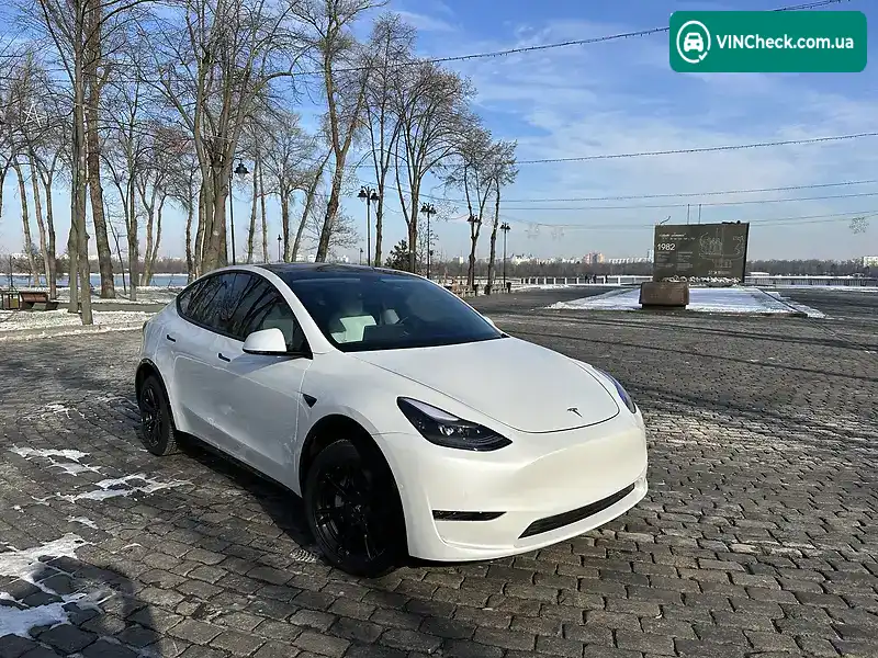Tesla Model Y 2020, фото з оголошення 1 з 12, VIN 5YJYGDEE0LF023603