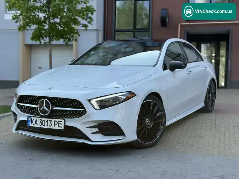 Mercedes-Benz A-Class 2019, фото з оголошення 1 з 21, VIN WDD3G4FB1LW041169