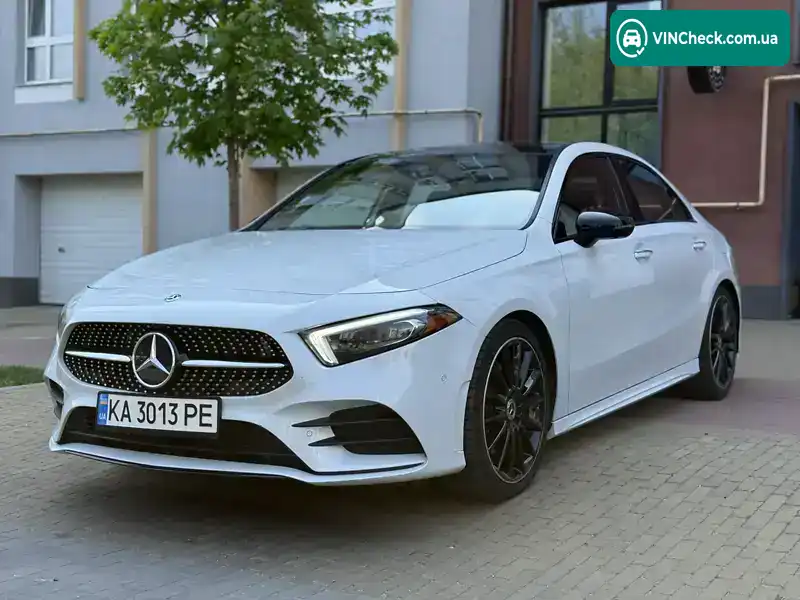 Mercedes-Benz A-Class 2019, фото з оголошення 2 з 21, VIN WDD3G4FB1LW041169