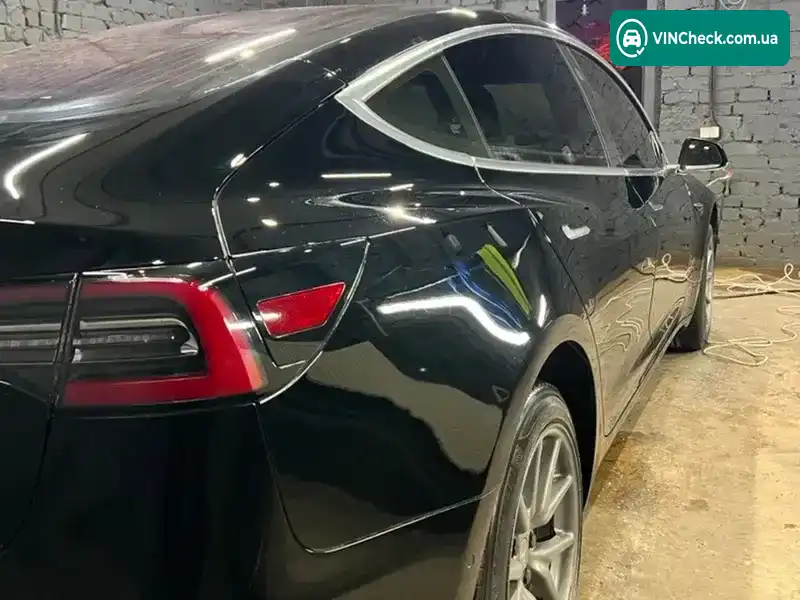 Tesla Model 3 2019, фото з оголошення 1 з 15, VIN 5YJ3E1EA8KF306969
