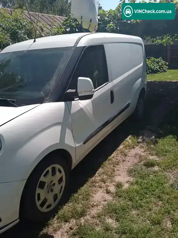 Fiat Doblo 2016, фото з оголошення 2 з 8, VIN ZFA26300006B89298