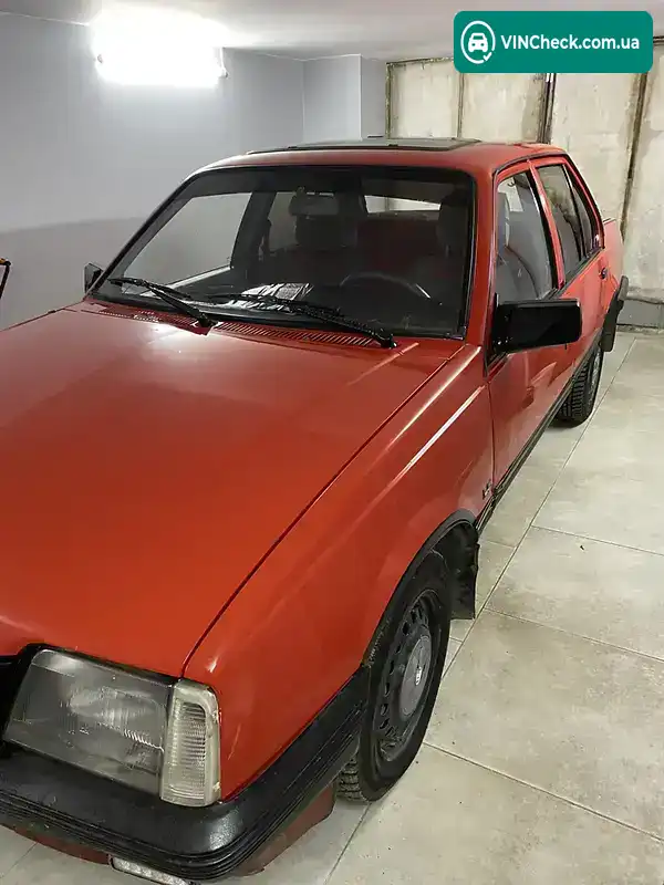Opel Ascona 1987, фото з оголошення 2 з 20, VIN W0L000086H1008695