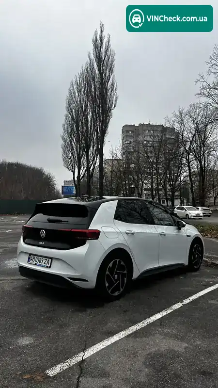 Volkswagen ID.3 2020, фото з оголошення 2 з 20, VIN WVWZZZE1ZMP044912