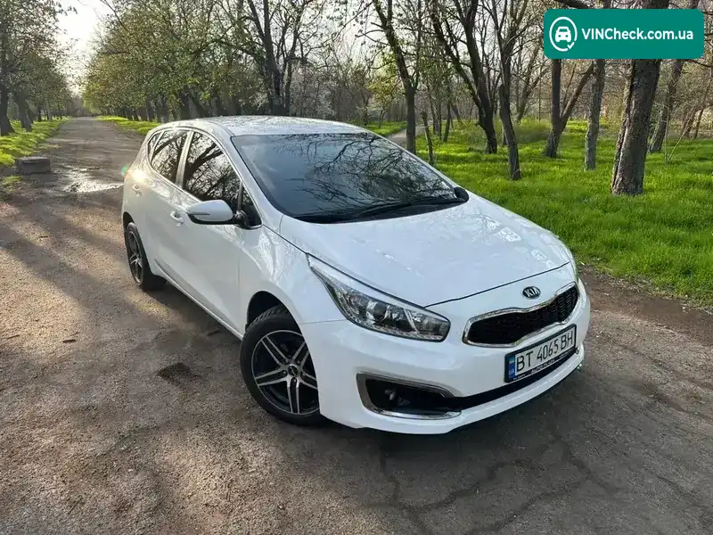 Kia Ceed 2016, фото з оголошення 2 з 21, VIN U5YHN512BGL265400