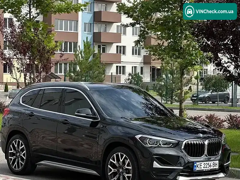 BMW X1 2019, фото з оголошення 2 з 20, VIN WBXJG7C00L5P65644