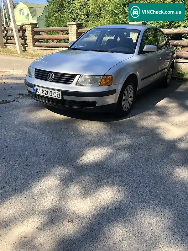 Volkswagen Passat 1997, фото з оголошення 1 з 13, VIN WVWZZZ3BZVE035857