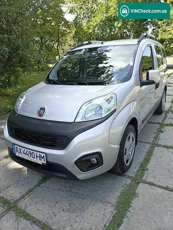 Fiat Qubo 2018, фото з оголошення 2 з 20, VIN ZFA22500006L69919