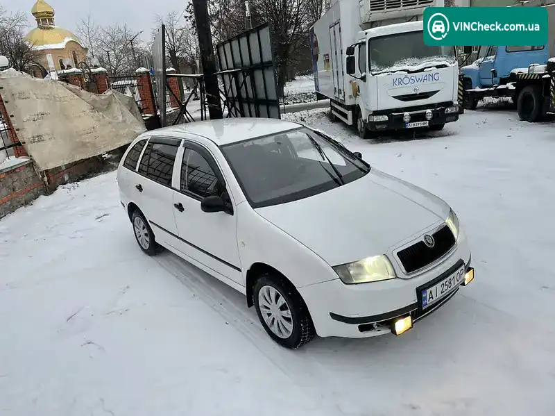 Skoda Fabia 2002, фото з оголошення 2 з 18, VIN TMBJB16Y333664376