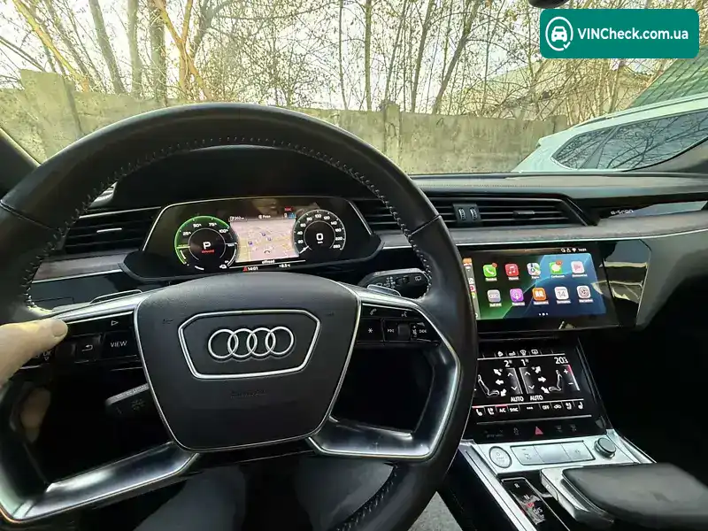 Audi e-tron 2019, фото з оголошення 2 з 14, VIN WA1VABGE3KB021846