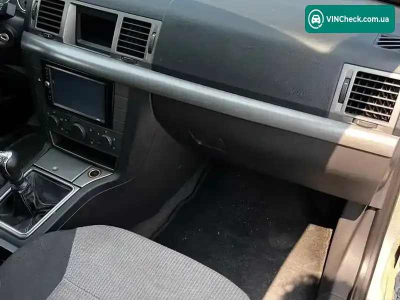 Opel Vectra 2005, фото з оголошення 2 з 14, VIN W0L0ZCF3551134782