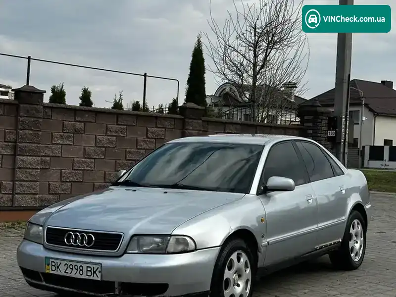 Audi A4 1997, фото з оголошення 1 з 11, VIN WAUZZZ8DZVA058098