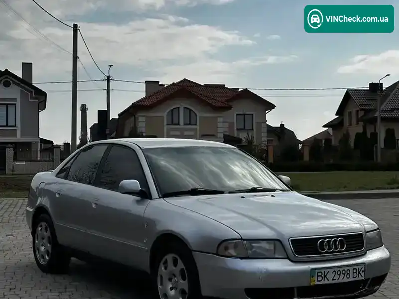 Audi A4 1997, фото з оголошення 2 з 11, VIN WAUZZZ8DZVA058098