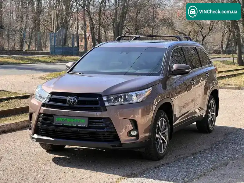 Toyota Highlander 2018, фото з оголошення 1 з 19, VIN 5TDJZRFH4JS867461