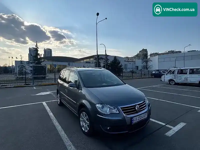 Volkswagen Touran 2006, фото з оголошення 1 з 19, VIN WVGZZZ1TZ7W018837