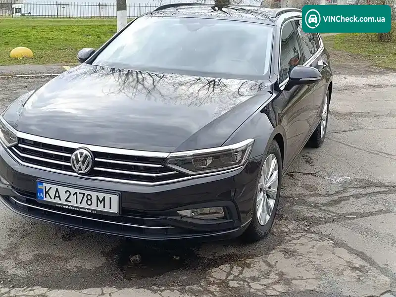 Volkswagen Passat 2019, фото з оголошення 1 з 15, VIN WVWZZZ3CZLE038231