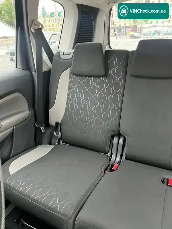 Citroen C3 2013, фото з оголошення 2 з 16, VIN VF7SH5FJ8DT500312