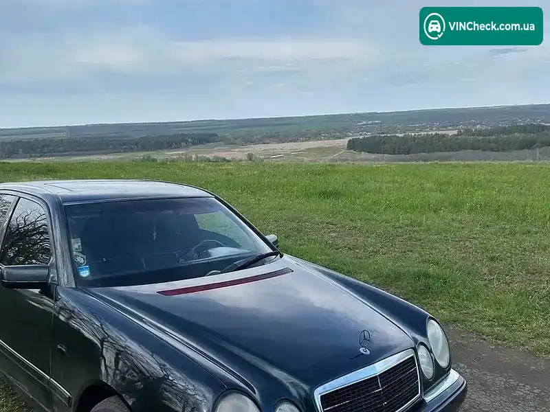 Mercedes-Benz E-Class 1996, фото з оголошення 2 з 10, VIN WDB2100551A330728