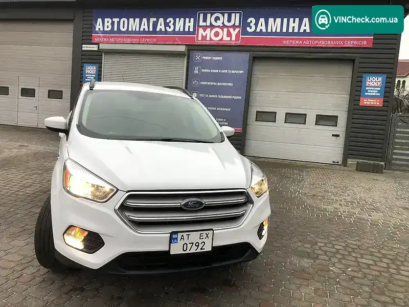 Ford Escape 2018, фото з оголошення 2 з 16, VIN 1FMCU9GD2JUC84204