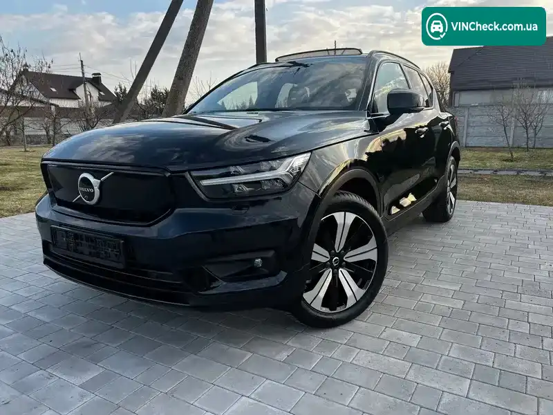 Volvo XC40 2021, фото з оголошення 2 з 21, VIN YV1XZEDVEM2597852