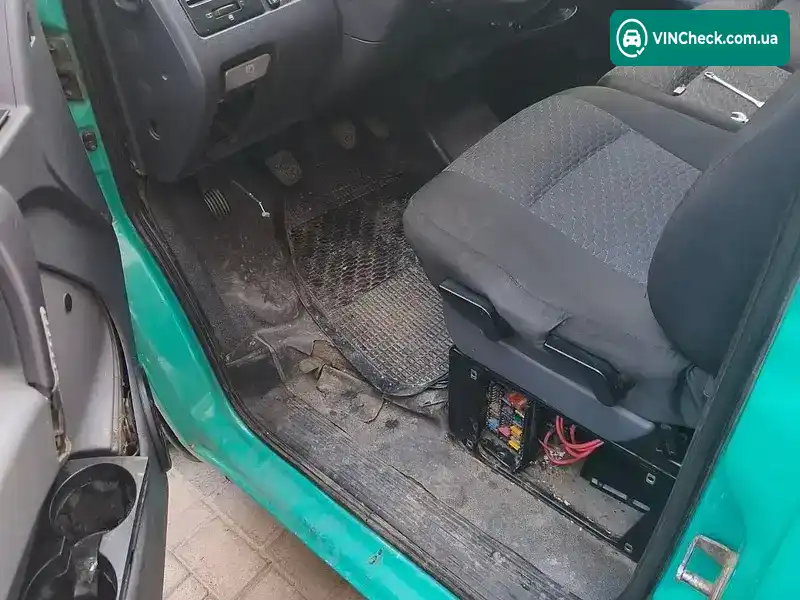 Mercedes-Benz Vito 2001, фото з оголошення 2 з 21, VIN VSA63809413393782