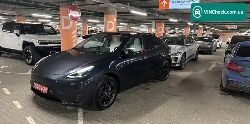 Tesla Model Y 2025, фото з оголошення 1 з 7, VIN 7SAYGDEE6RF131123