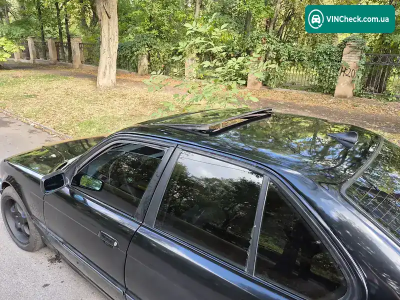BMW 5 Series 1991, фото з оголошення 2 з 19, VIN WBAHA11010BA08763