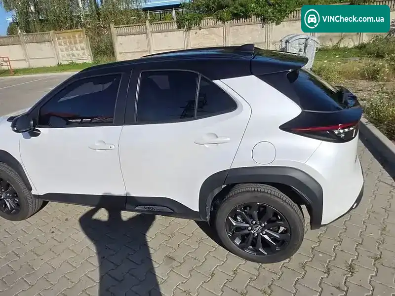 Toyota Yaris Cross 2023, фото з оголошення 2 з 10, VIN JTDKBABBX0A238374