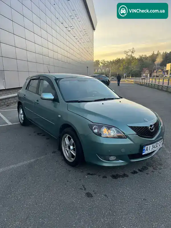 Mazda 3 2004, фото з оголошення 2 з 10, VIN JMZBK14Z551165592