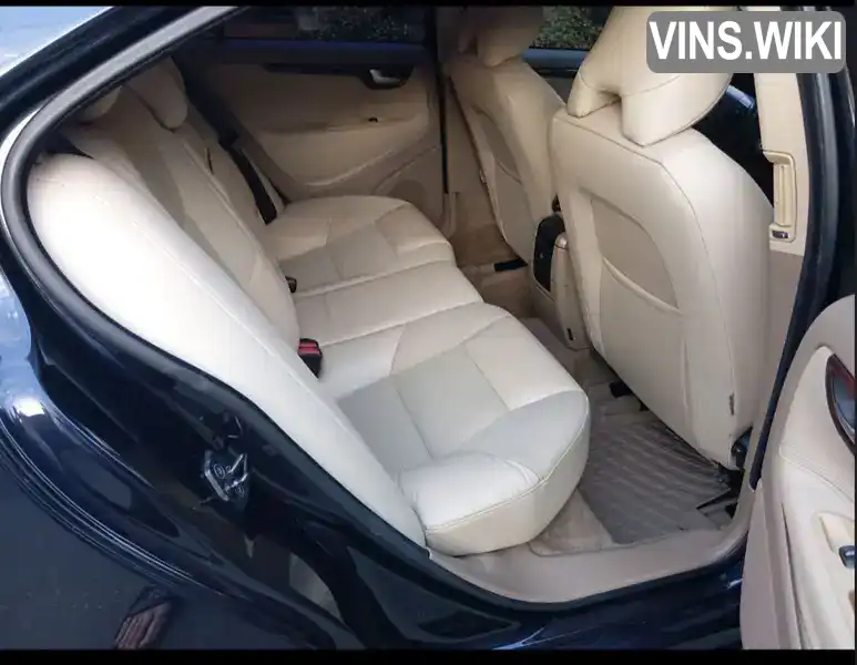 Volvo S60 2008, фото з оголошення 2 з 18, VIN YV1RS654982693727