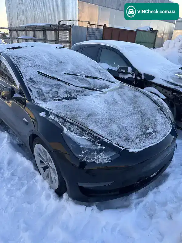 Tesla Model 3 2023, фото з оголошення 2 з 11, VIN 5YJ3E1EA7PF571082