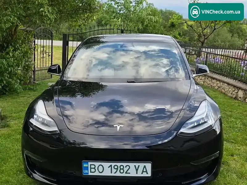 Tesla Model 3 2019, фото з оголошення 1 з 21, VIN 5YJ3E1EA3LF616058