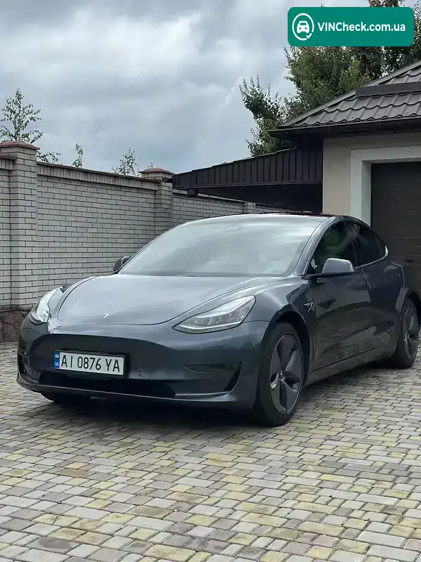 Tesla Model 3 2018, фото з оголошення 2 з 10, VIN 5YJ3E1EA6JF169089