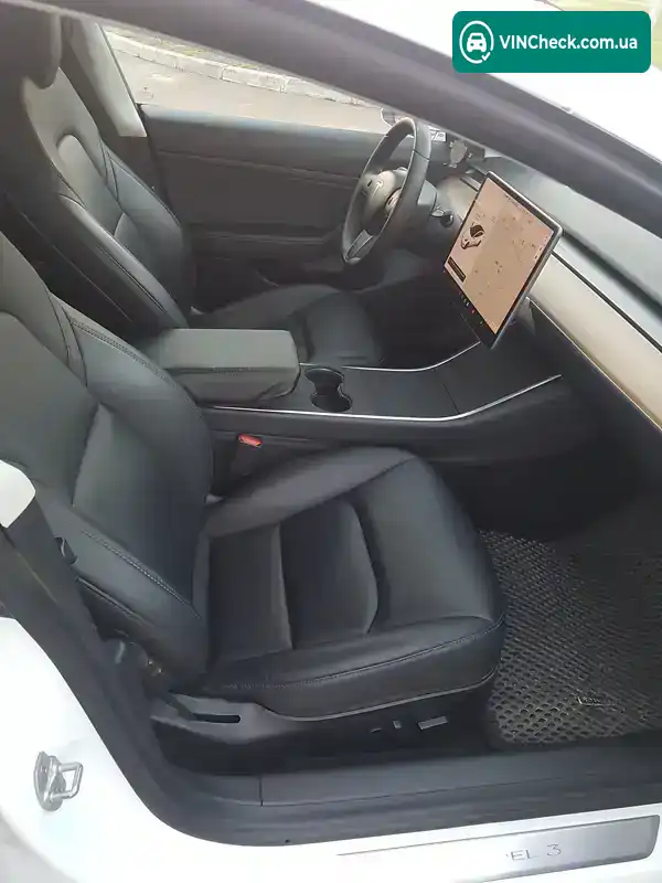 Tesla Model 3 2020, фото з оголошення 2 з 21, VIN 5YJ3E1EA3LF706262