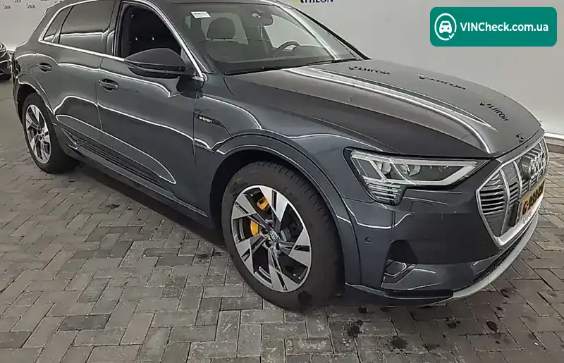 Audi e-tron 2020, фото з оголошення 2 з 9, VIN WAUZZZGE8MB010138