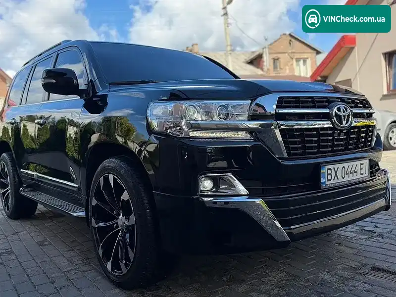 Toyota Land Cruiser 2019, фото з оголошення 2 з 20, VIN JTMCX05JX04192174