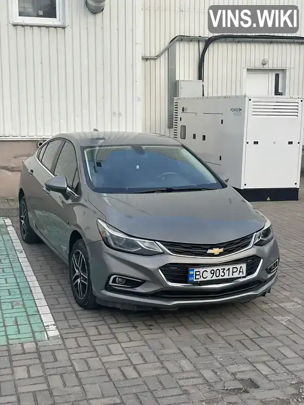 Chevrolet Cruze 2018, фото з оголошення 2 з 21, VIN 1G1BE5SM3J7102014